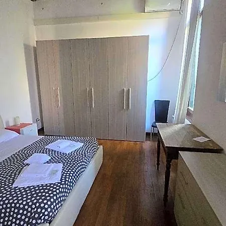 Gsb House Hotel